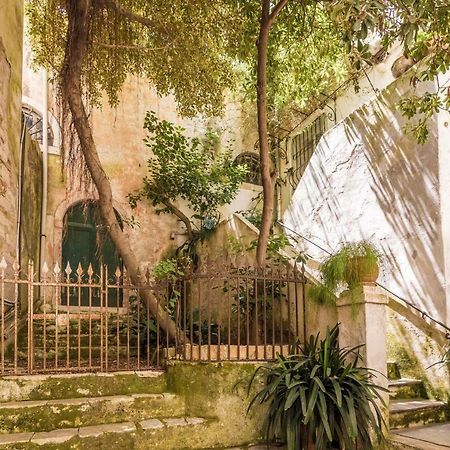 Ilia Corfu Old Town Apartment Bagian luar foto