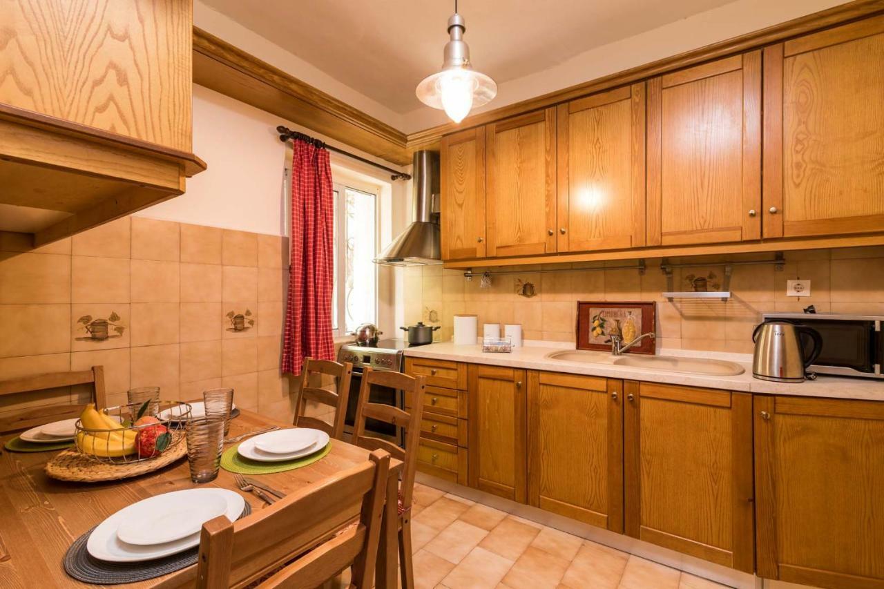 Ilia Corfu Old Town Apartment Bagian luar foto
